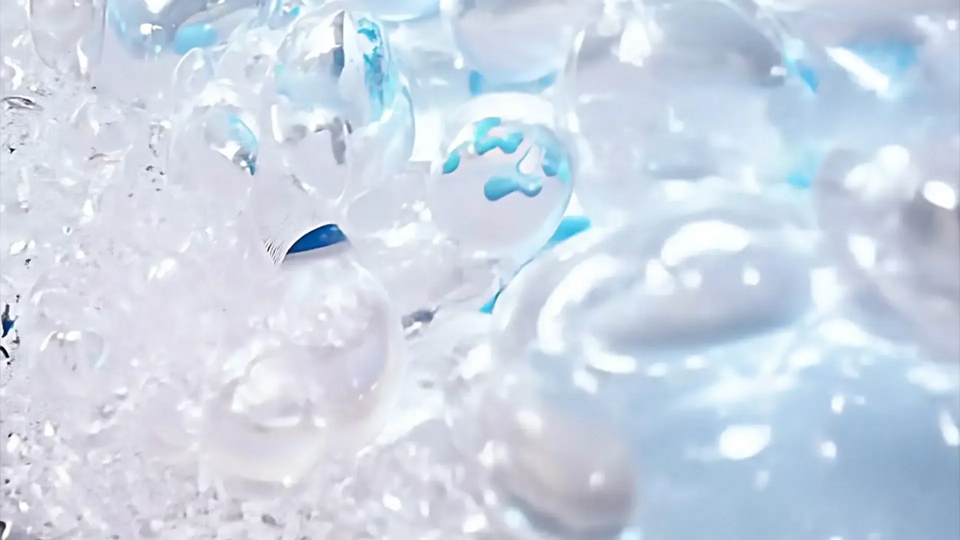 Crystal Clear Water Bubble Transition for Beauty Product Visuals